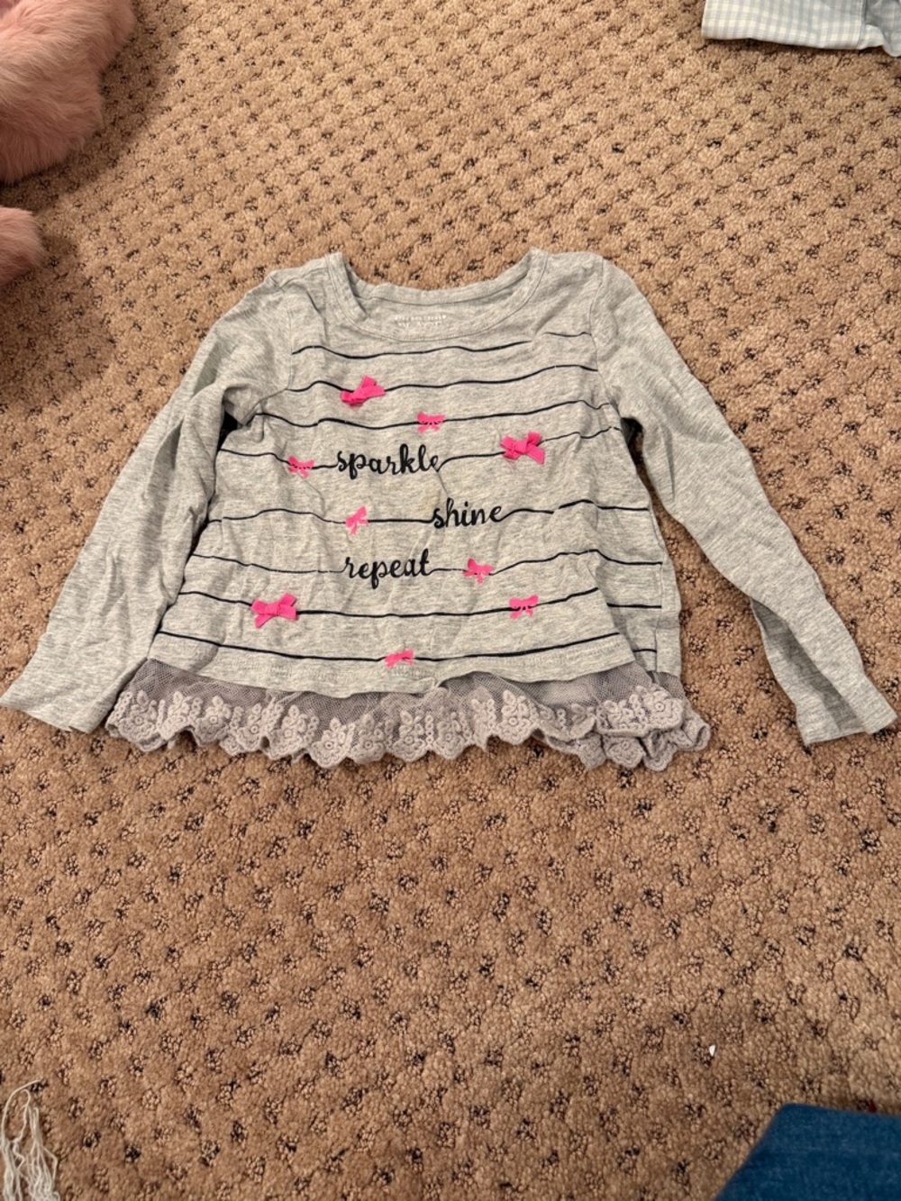 The Children's Place Gray Long Sleeve Top with Pink Bows and Lace Trim